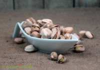 Pistazien in der Schale roh Pistazien in der Schale roh