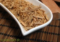 Gelbholz geschnitten Gelbholz geschnitten