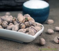 Pistazien mit Schale gesalzen Pistazien mit Schale gesalzen