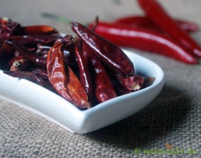 Chilies ganz 4-7 cm Chilies ganz 4-7 cm