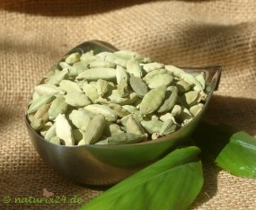 Grüner Kardamom ganz Grüner Kardamom ganz